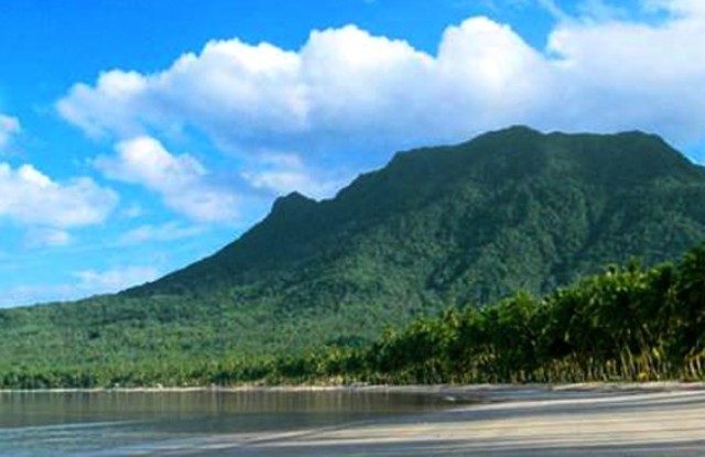 Gunung Ranai