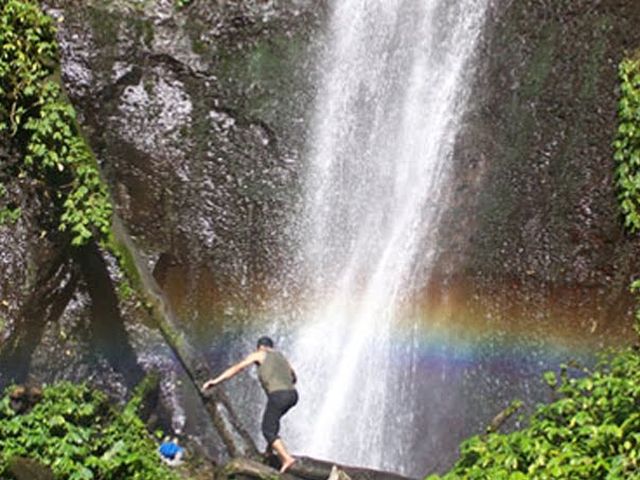 Air Terjun Coban Rais