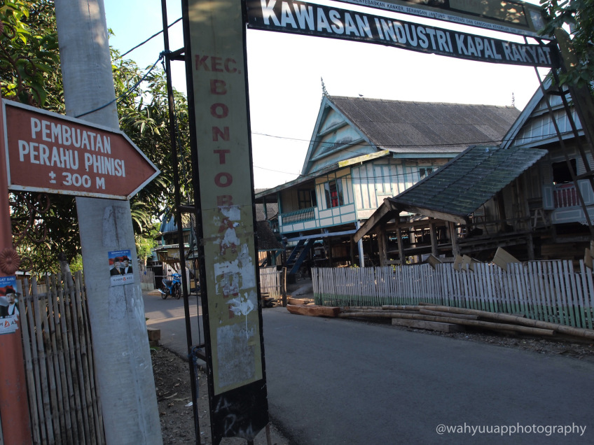 Pusat Kerajinan Perahu Phinisi Tana Beru