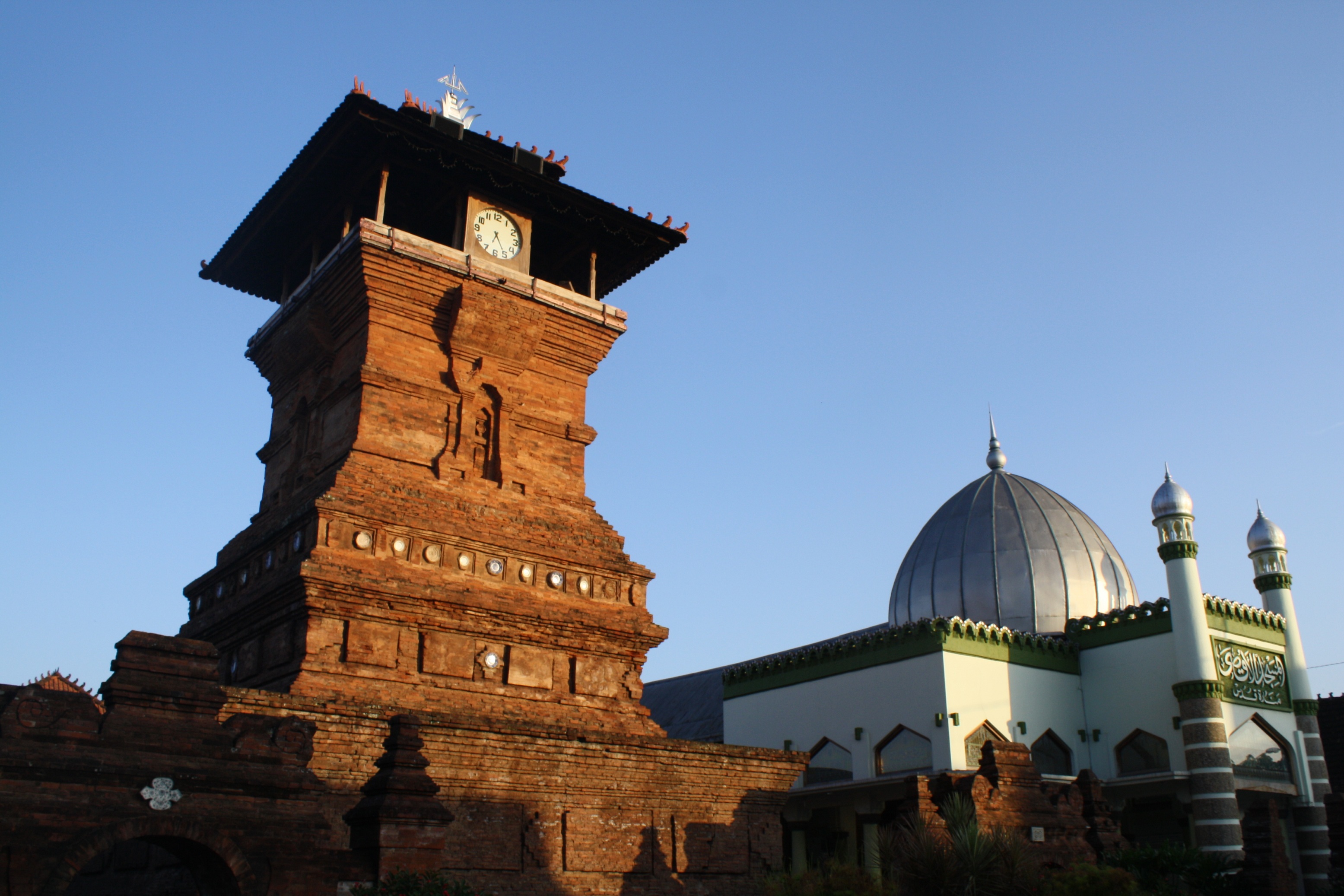 10 Inilah Tempat Bersejarah di Kudus 10 Inilah Tempat Bersejarah di Kudus