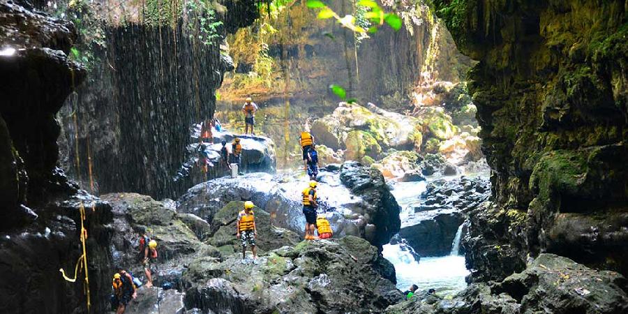 Trip Pangandaran Cagar Alam Batu Hiu Batu Karas Dan Green